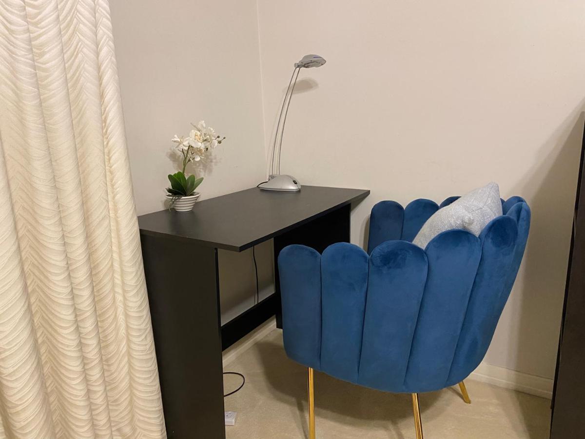 Cosy Private Room Easy Access To City & Airport 멜번 외부 사진